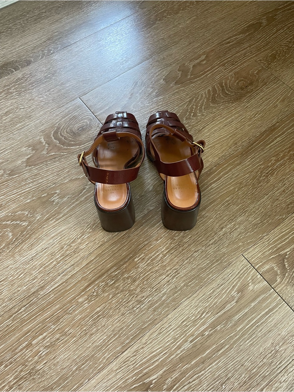 Sézane Florie Sandals- Brown Leather T-Strap Block Heel Sandals - Picture 8 of 8